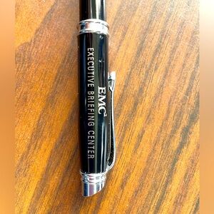 RARE! EMC2 Retired Data Storage Pen
